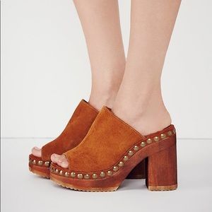 Jeffrey Campbell x Free People Sonny Wood Mules